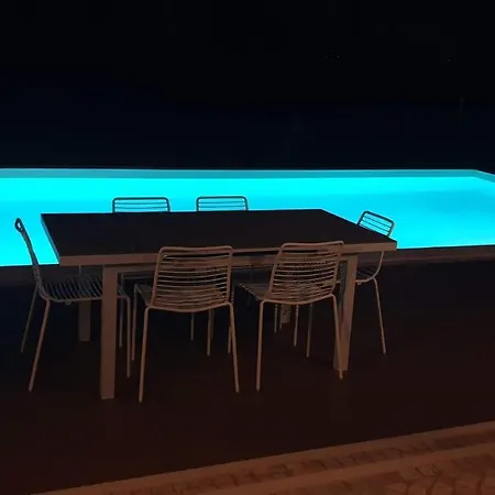 Silver Coast Villa *