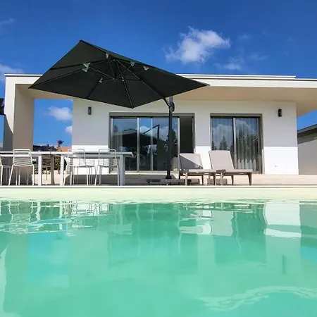 Silver Coast Villa Nadadouro