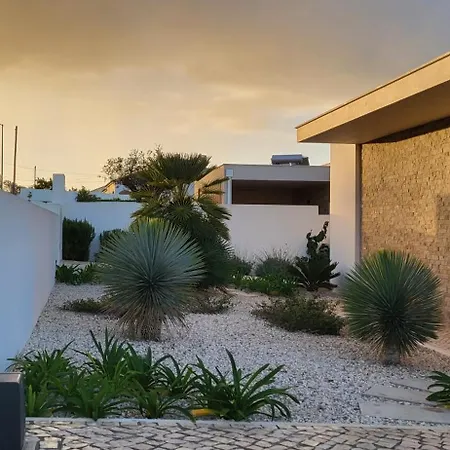 Silver Coast Villa *