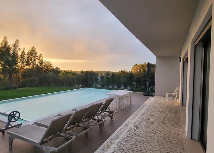 Silver Coast Nadadouro